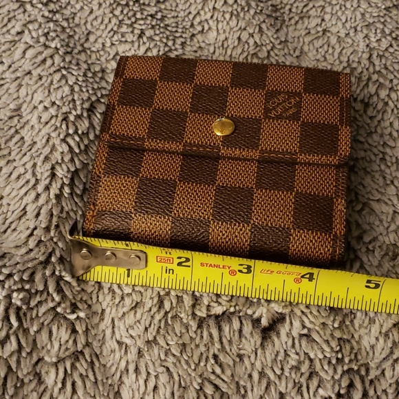 Louis Vuitton Wallet - Picture 14 of 16